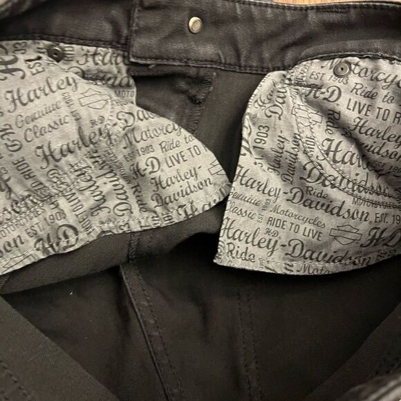 Women’s Harley-Davidson black patch denim jeans. Size 8. Motorcyclecles. Women. - Picture 4 of 8